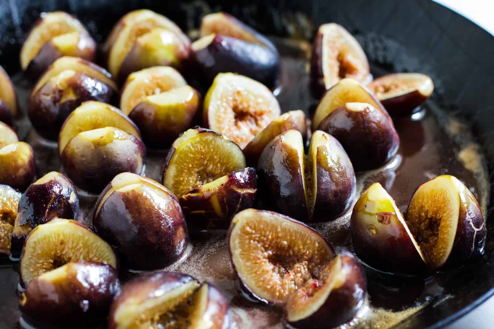 Skillet of honey figs